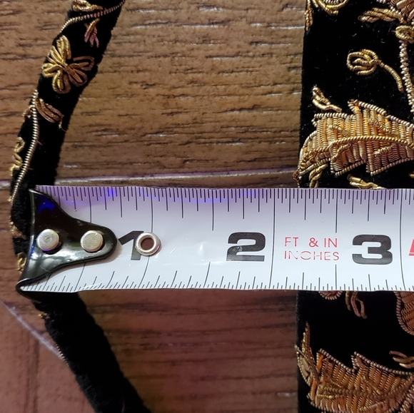 Vintage India Black Velvet Gold Embroidered Natural Gemstone Jeweled Evening Bag - Picture 9 of 17